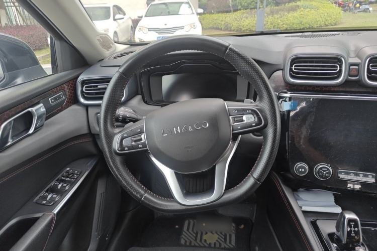 Used Lynk & Co 02 2020 1.5T DCT Two-Wheel Drive Zhaopu Version Steering Wheel