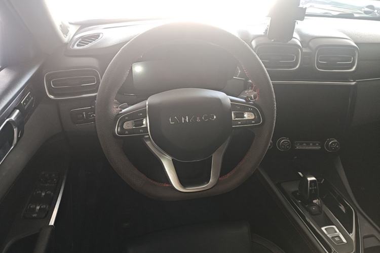 Used Lynk & Co 02 2020 High-Energy Edition 2.0T Automatic Two-Wheel Drive Pro Version Steering Wheel