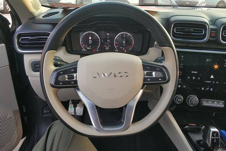Used Lynk & Co 02 2020 High-Energy Edition 2.0T Automatic Two-Wheel Drive Shine Pro Edition Steering Wheel