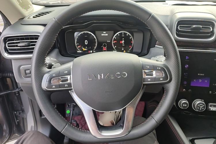 Used Lynk & Co 02 2020 1.5T DCT Two-Wheel Drive Pro Edition Steering Wheel