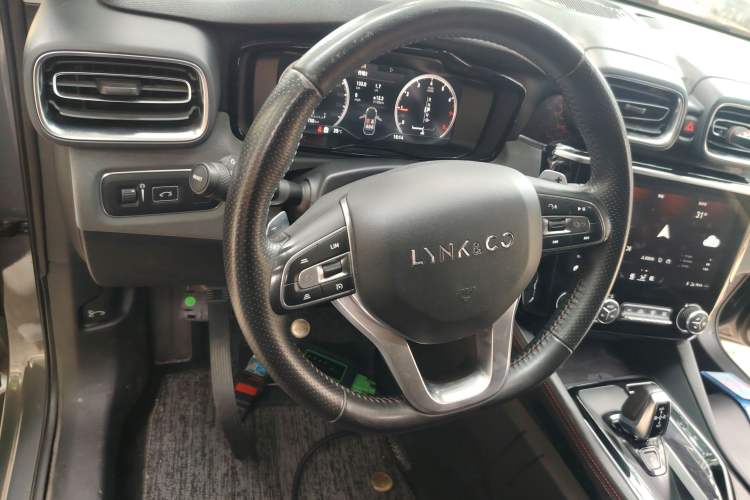 Used Lynk & Co 02 2020 1.5T DCT Two-Wheel Drive Pro Edition Steering Wheel