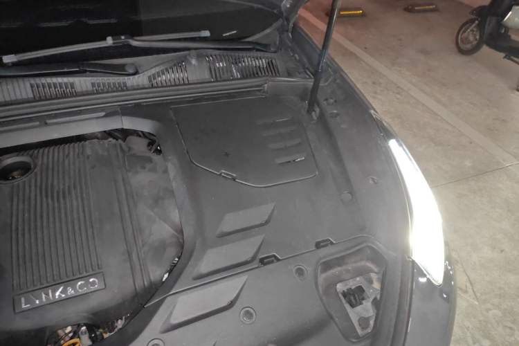 Used Lynk & Co 02 2020 1.5T DCT Two-Wheel Drive Zhaopu Version Engine Bay Left
