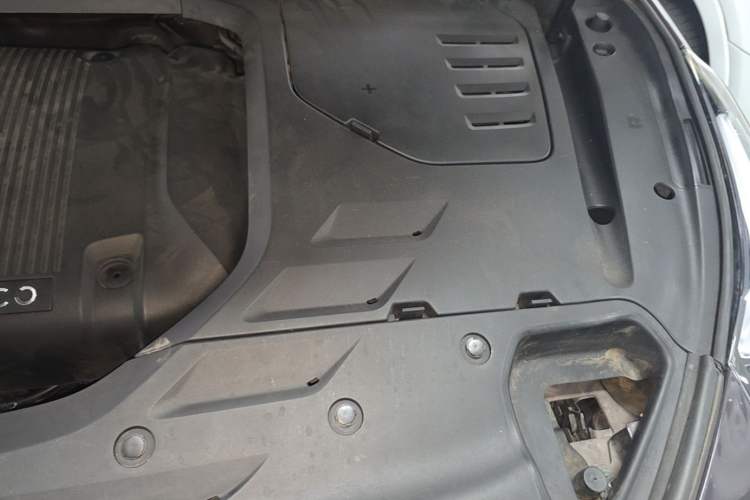 Used Lynk & Co 02 2020 High-Energy Edition 2.0T Automatic Two-Wheel Drive Shine Pro Edition Engine Bay Left