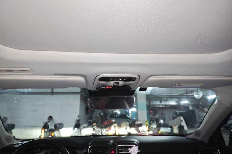 Used Lynk & Co 02 2020 1.5T DCT Two-Wheel Drive Zhaopu Version Headliner