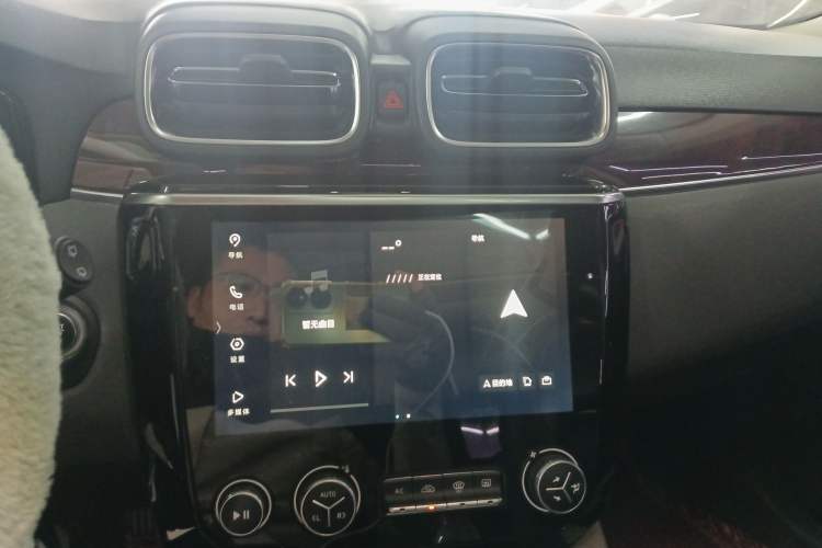 Used Lynk & Co 02 2020 1.5T DCT Two-Wheel Drive Zhaobao Version Audio And AC Panel