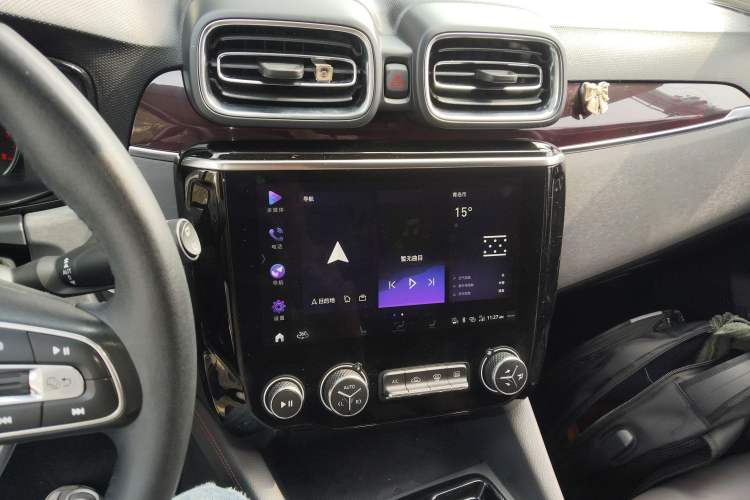 Used Lynk & Co 02 2020 High-Energy Edition 2.0T Automatic Two-Wheel Drive Shine Pro Edition Audio And AC Panel