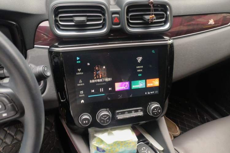 Used Lynk & Co 02 2020 1.5T DCT Two-Wheel Drive Zhaobao Version Audio And AC Panel