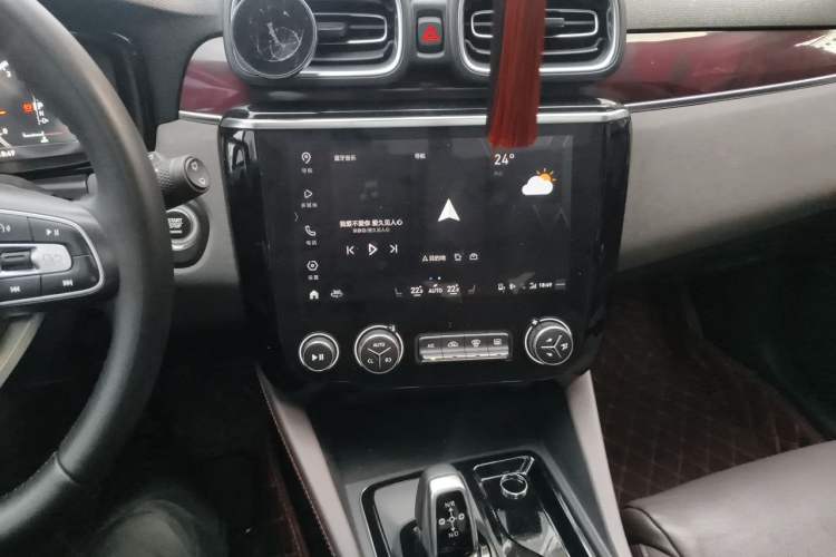 Used Lynk & Co 02 2020 1.5T DCT Two-Wheel Drive Zhaopu Version Audio And AC Panel