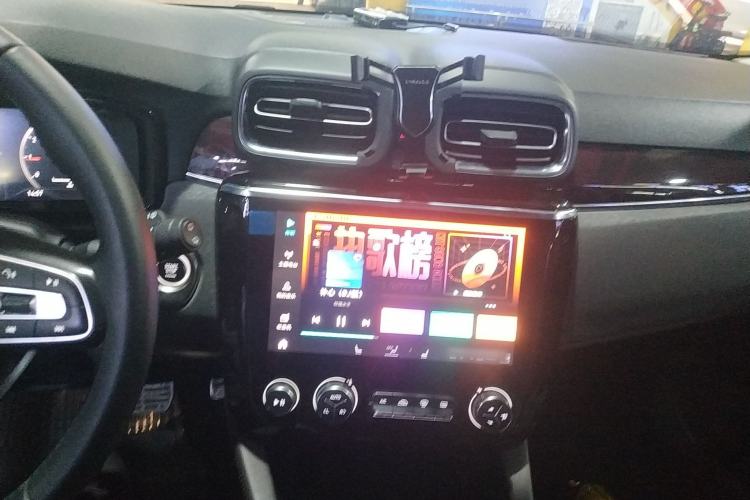 Used Lynk & Co 02 2020 1.5T DCT Two-Wheel Drive Zhaopu Version Audio And AC Panel