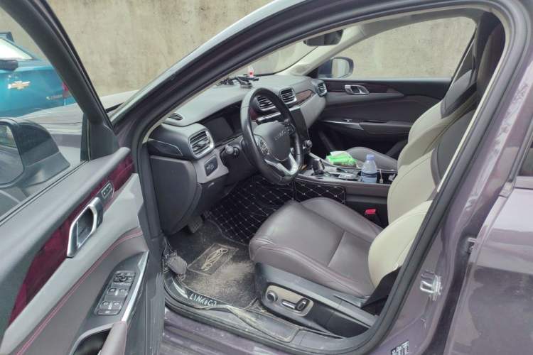 Used Lynk & Co 02 2020 High-Energy Edition 2.0T Automatic Two-Wheel Drive Shine Pro Edition Driver Seat