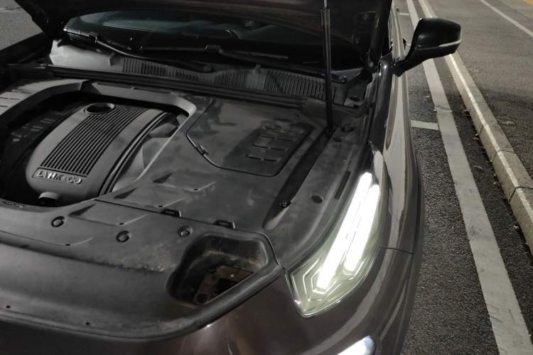 Used Lynk & Co 02 2020 1.5T DCT Two-Wheel Drive Zhaopu Version Engine Bay Left