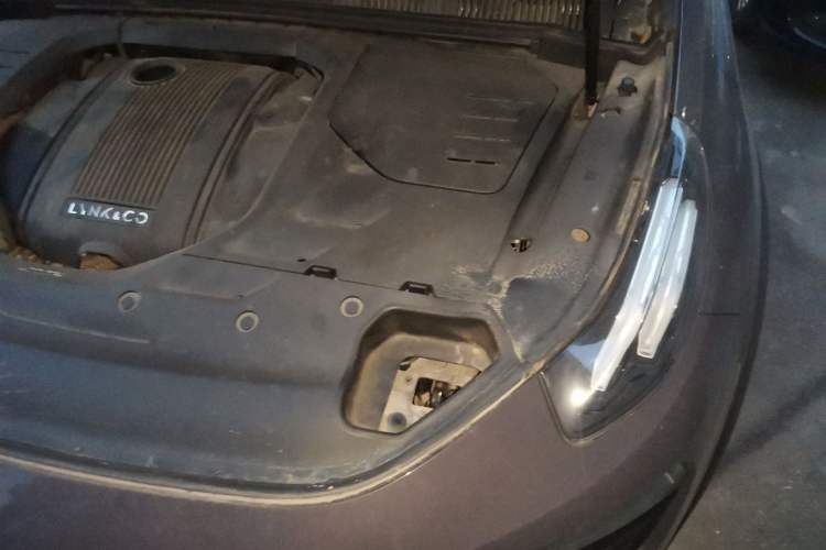 Used Lynk & Co 02 2020 1.5T DCT Two-Wheel Drive Zhaopu Version Engine Bay Left