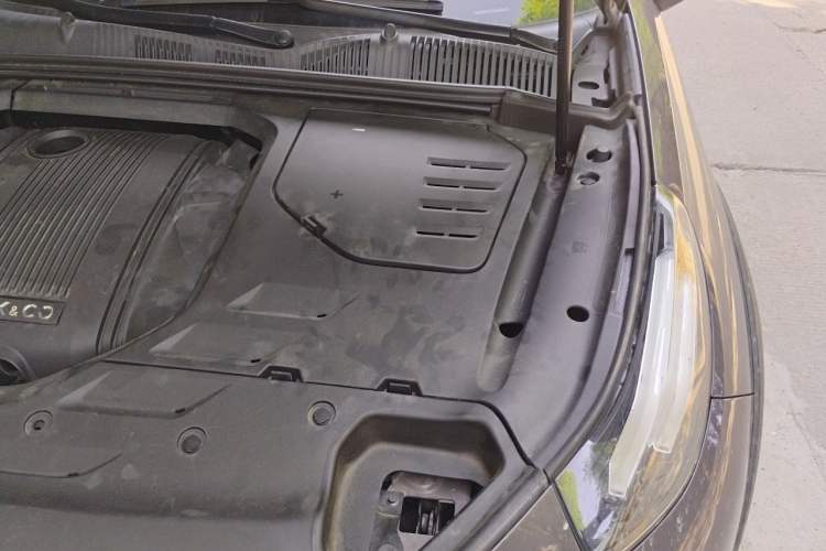 Used Lynk & Co 02 2020 1.5T DCT Two-Wheel Drive Zhaopu Version Engine Bay Left