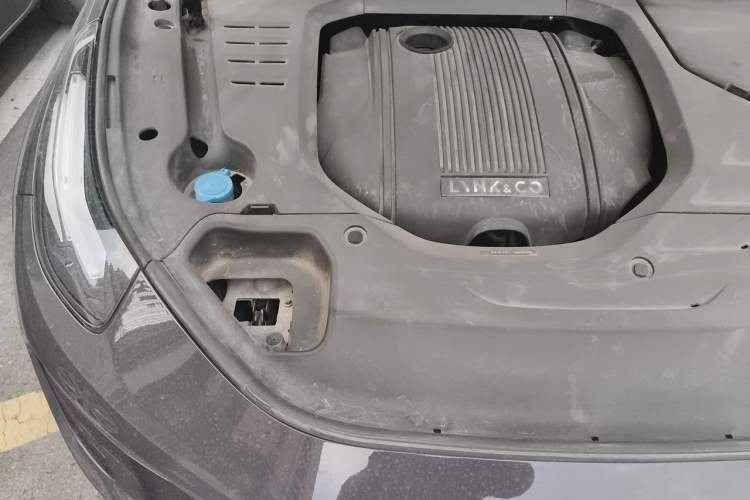 Used Lynk & Co 02 2020 1.5T DCT Two-Wheel Drive Zhaopu Version Engine Bay Right