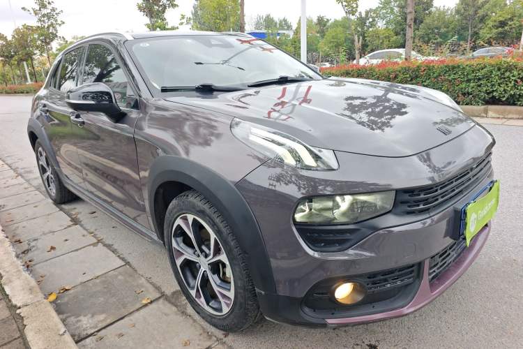 Used Lynk & Co 02 2020 High-Energy Edition 2.0T Automatic Two-Wheel Drive Shine Pro Edition Front Right 45 Deg