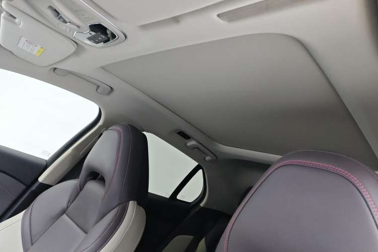 Used Lynk & Co 02 2020 High-Energy Edition 2.0T Automatic Two-Wheel Drive Shine Pro Edition Headliner