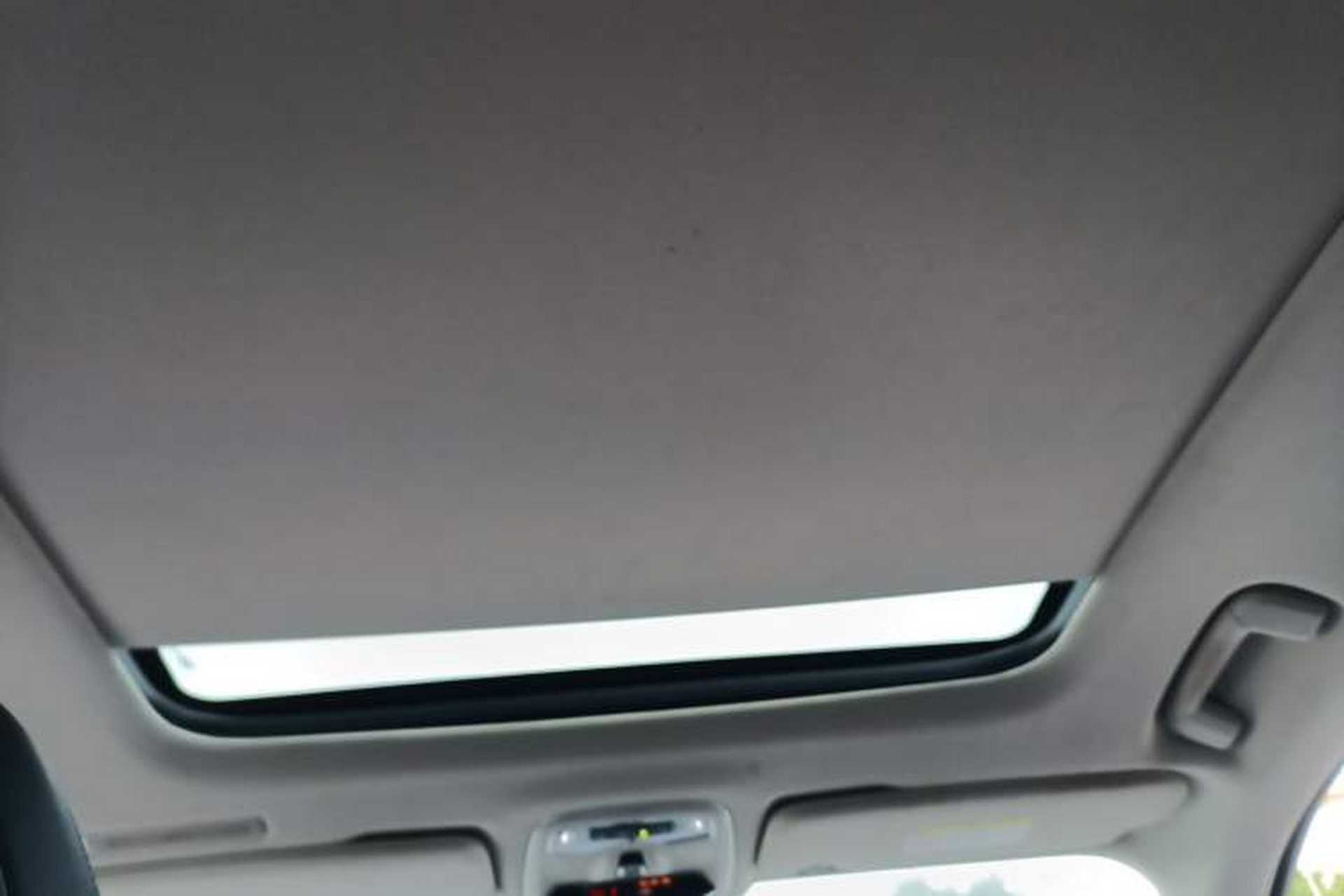 Used Lynk & Co 02 2020 1.5T DCT Two-Wheel Drive Zhaobao Version Headliner
