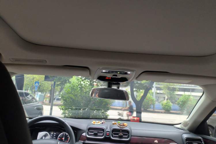 Used Lynk & Co 02 2020 1.5T DCT Two-Wheel Drive Zhaobao Version Headliner