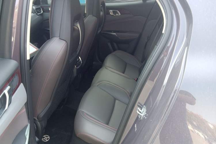 Used Lynk & Co 02 2020 1.5T DCT Two-Wheel Drive Zhaobao Version Interior 4
