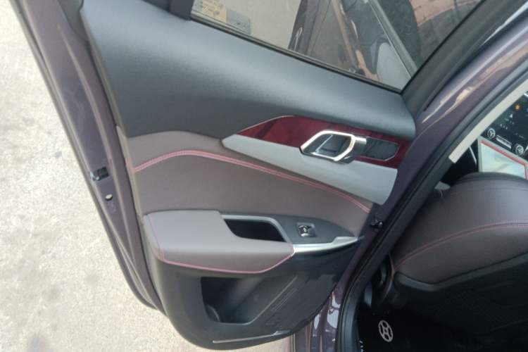Used Lynk & Co 02 2020 1.5T DCT Two-Wheel Drive Zhaobao Version Interior 8
