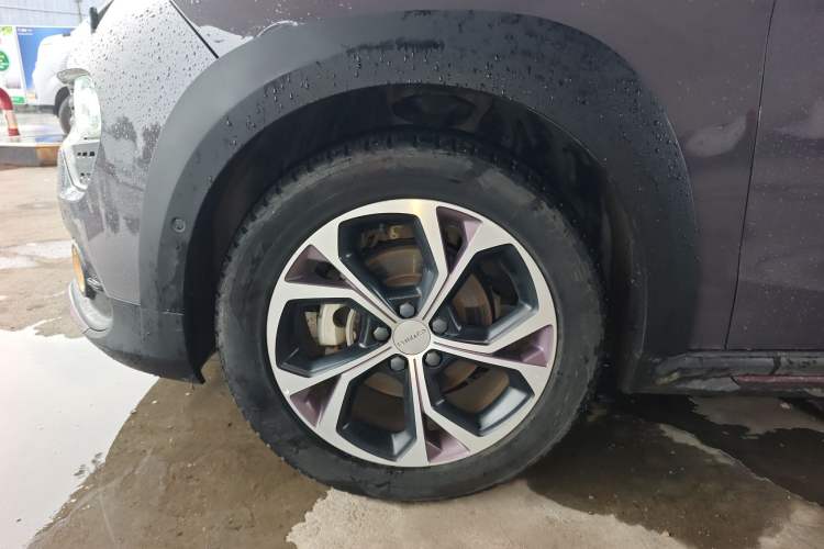 Used Lynk & Co 02 2020 High-Energy Edition 2.0T Automatic Two-Wheel Drive Shine Pro Edition Left Front Wheel Hub