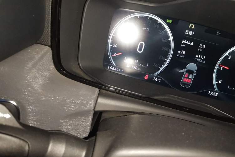 Used Lynk & Co 02 2020 1.5T DCT Two-Wheel Drive Zhaopu Version Odometer Close Up