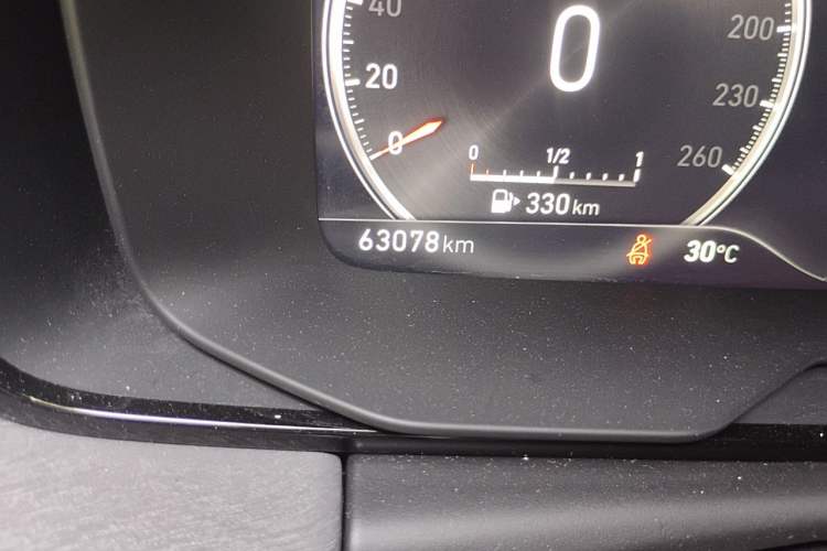 Used Lynk & Co 02 2020 1.5T DCT Two-Wheel Drive Zhaopu Version Odometer Close Up