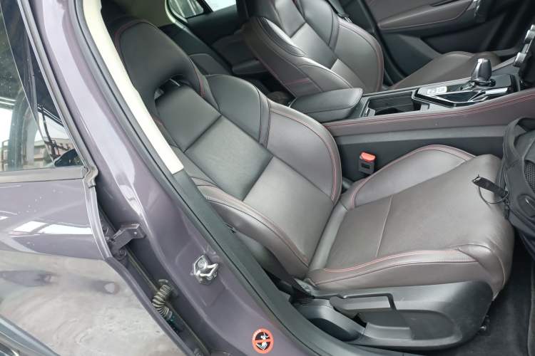 Used Lynk & Co 02 2020 1.5T DCT Two-Wheel Drive Zhaobao Version Right Front Seat