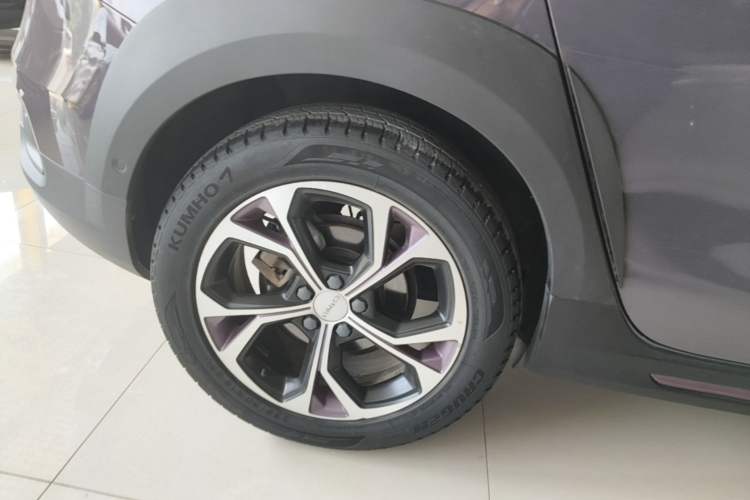 Used Lynk & Co 02 2020 1.5T DCT Two-Wheel Drive Zhaopu Version Right Rear Wheel Hub