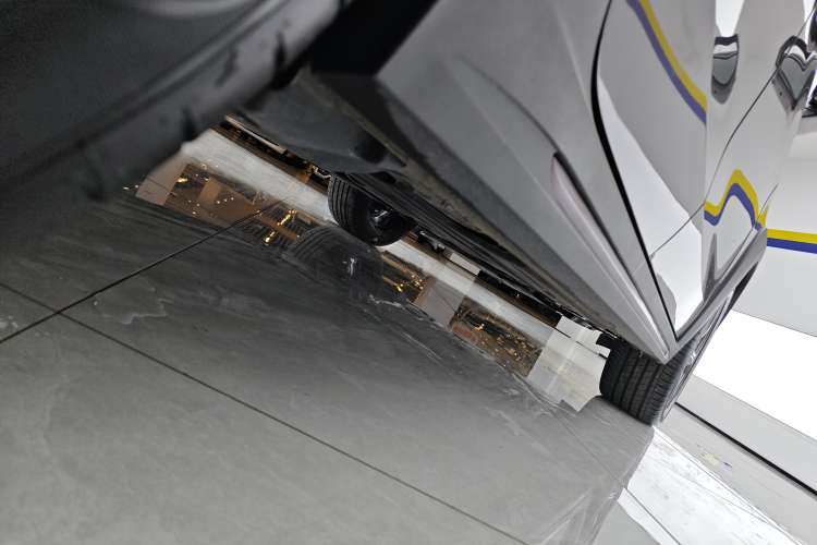 Used Lynk & Co 02 2020 High-Energy Edition 2.0T Automatic Two-Wheel Drive Shine Pro Edition Right Side Sill