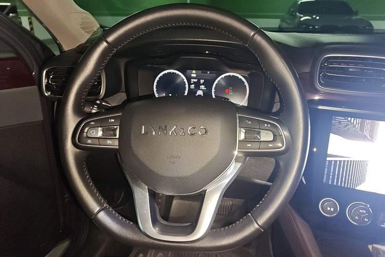 Used Lynk & Co 02 2020 High-Energy Edition 2.0T Automatic Two-Wheel Drive Shine Pro Edition Steering Wheel