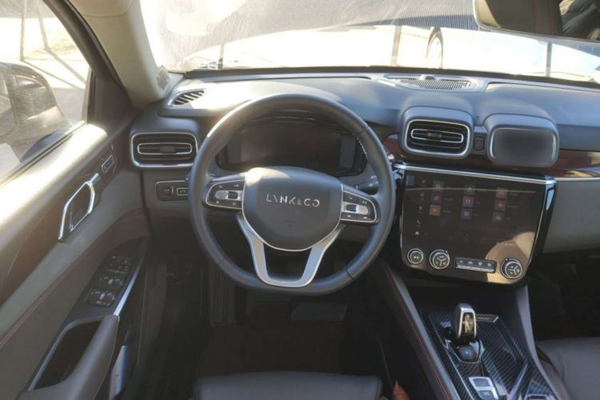 Used Lynk & Co 02 2020 High-Energy Edition 2.0T Automatic Two-Wheel Drive Shine Pro Edition Steering Wheel
