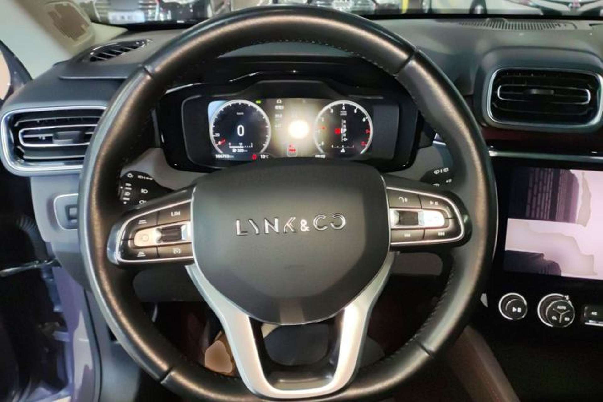 Used Lynk & Co 02 2020 High-Energy Edition 2.0T Automatic Two-Wheel Drive Shine Pro Edition Steering Wheel