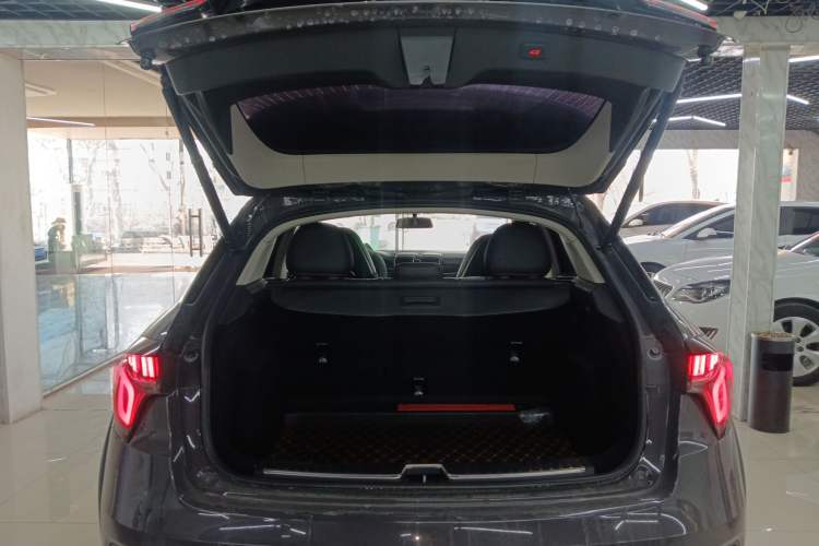 Used Lynk & Co 02 2020 1.5T DCT Two-Wheel Drive Zhaobao Version Trunk