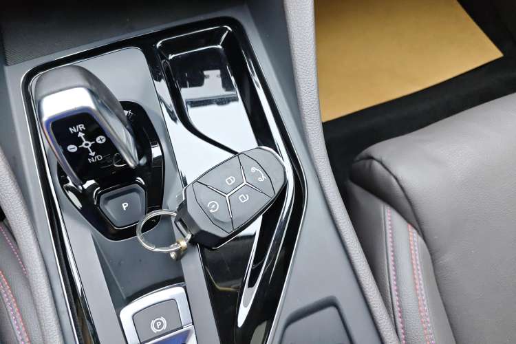 Used Lynk & Co 02 2020 High-Energy Edition 2.0T Automatic Two-Wheel Drive Shine Pro Edition Vehicle Key