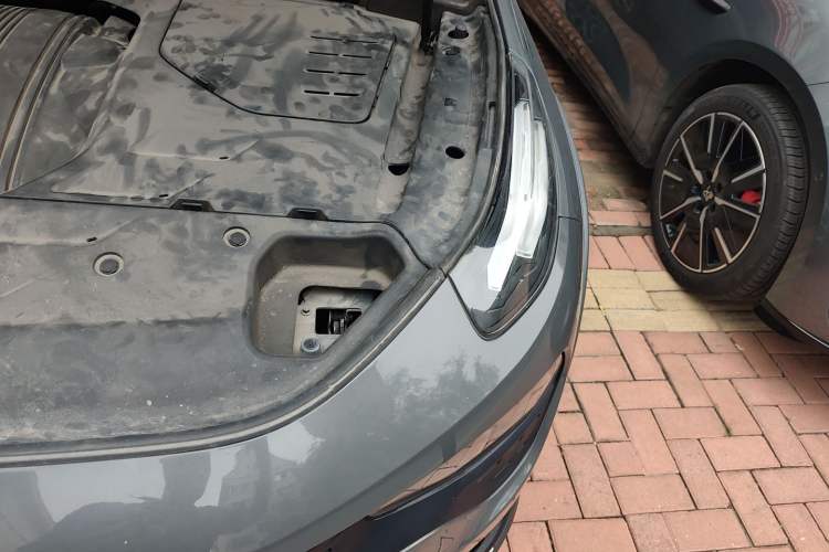 Used Lynk & Co 02 2020 1.5T DCT Two-Wheel Drive Sporty Version Engine Bay Left