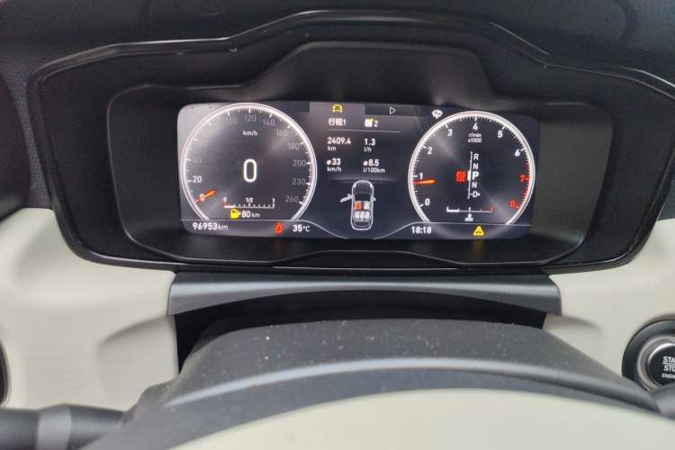 Used Lynk & Co 02 2020 High-Energy Edition 2.0T Automatic Two-Wheel Drive Shine Pro Edition Instrument Cluster