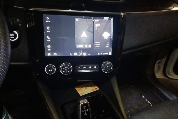 Used Lynk & Co 02 2020 1.5T DCT Two-Wheel Drive Pro Edition Audio And AC Panel