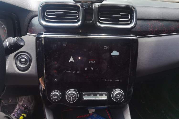 Used Lynk & Co 02 2020 1.5T DCT Two-Wheel Drive Pro Edition Audio And AC Panel