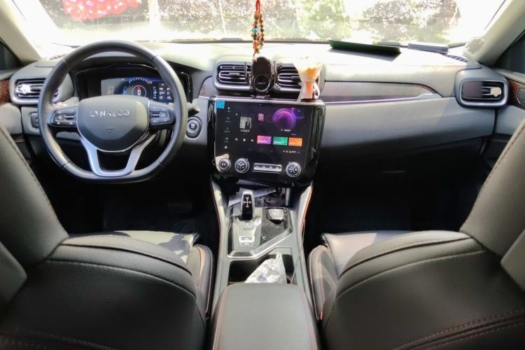 Used Lynk & Co 02 2020 1.5T DCT Two-Wheel Drive Sporty Version Center Console