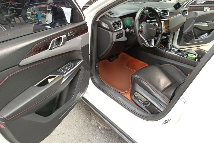 Used Lynk & Co 02 2020 1.5T DCT Two-Wheel Drive Pro Edition Driver Seat