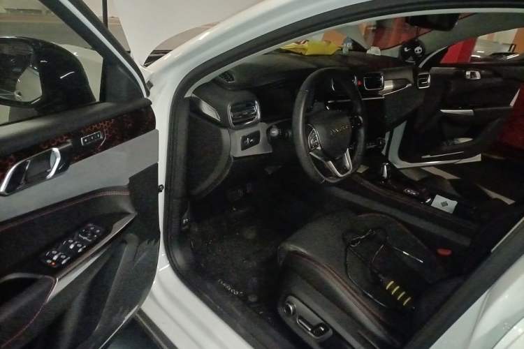 Used Lynk & Co 02 2020 1.5T DCT Two-Wheel Drive Pro Edition Driver Seat