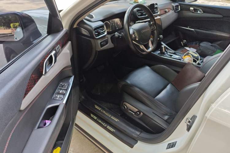 Used Lynk & Co 02 2020 1.5T DCT Two-Wheel Drive Pro Edition Driver Seat