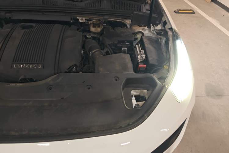 Used Lynk & Co 02 2020 1.5T DCT Two-Wheel Drive Sporty Version Engine Bay Left