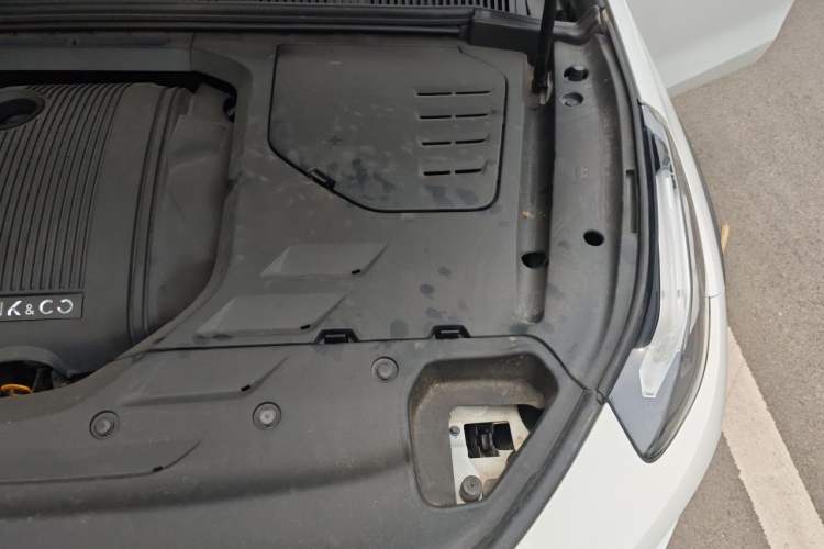 Used Lynk & Co 02 2020 1.5T DCT Two-Wheel Drive Pro Edition Engine Bay Left