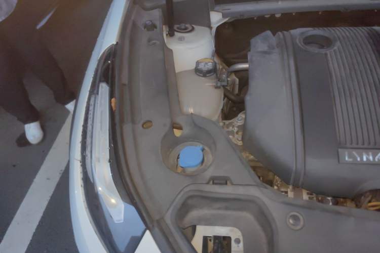 Used Lynk & Co 02 2020 1.5T DCT Two-Wheel Drive Zhaopu Version Engine Bay Right
