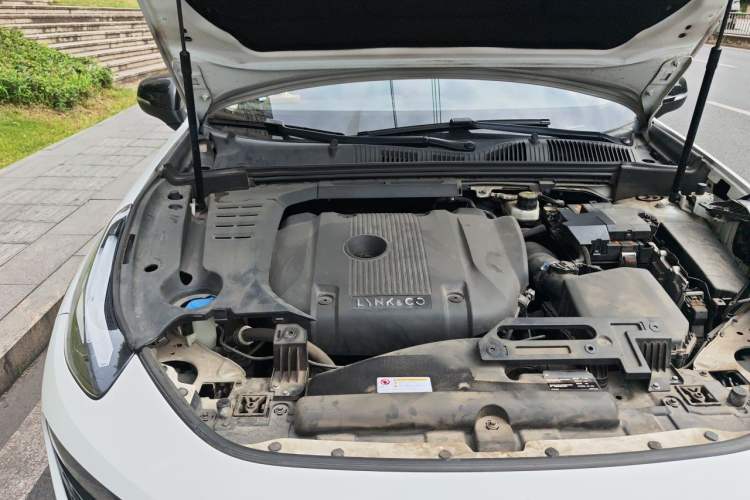 Used Lynk & Co 02 2020 High-Energy Edition 2.0T Automatic Two-Wheel Drive Pro Version Engine Bay Right