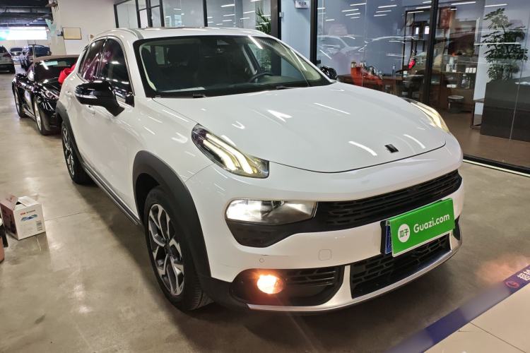 Used Lynk & Co 02 2020 1.5T DCT Two-Wheel Drive Pro Edition Front Right 45 Deg