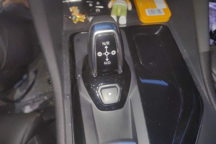 Used Lynk & Co 02 2020 1.5T DCT Two-Wheel Drive Zhaopu Version Gear Lever