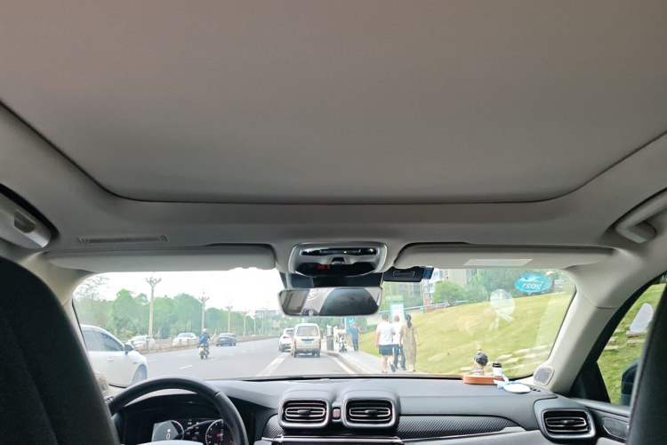 Used Lynk & Co 02 2020 High-Energy Edition 2.0T Automatic Two-Wheel Drive Pro Version Headliner